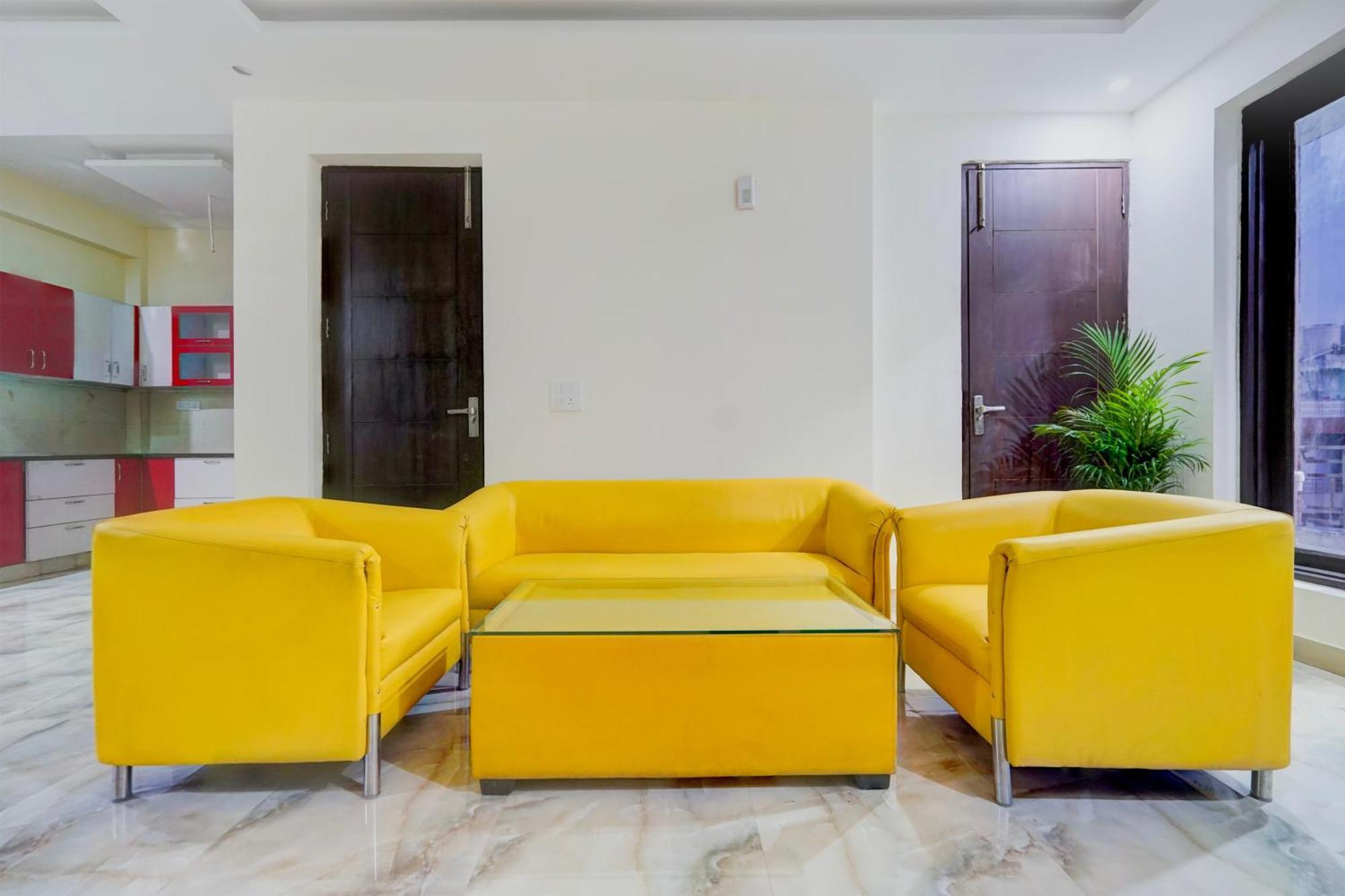 Townhouse Delight Inn Gurgaon Exterior photo