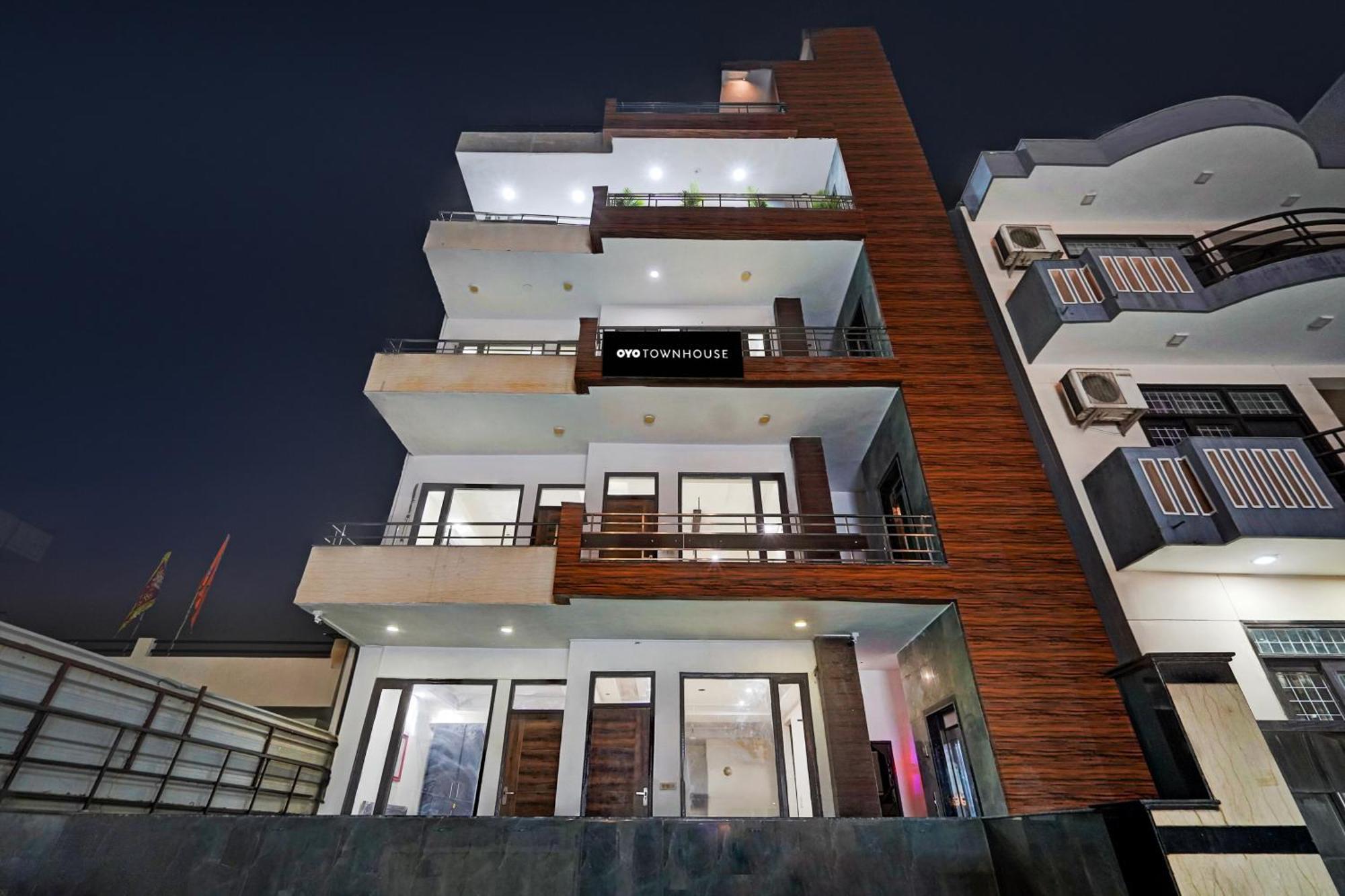 Townhouse Delight Inn Gurgaon Exterior photo